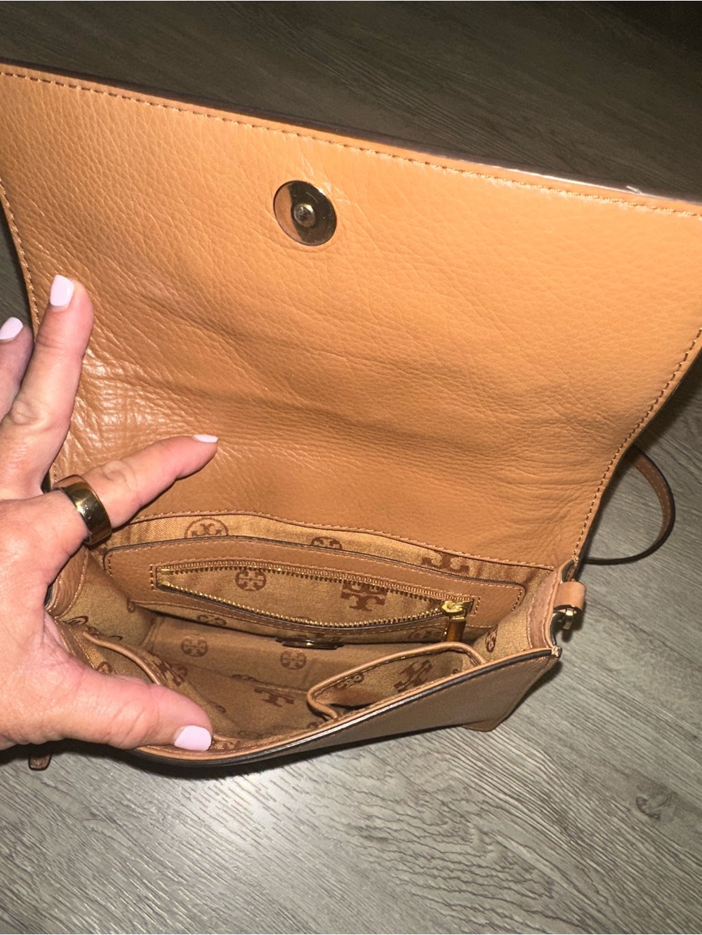 Tory Burch Brown Leather All T Crossbody Bag Purse - Picture 12 of 12